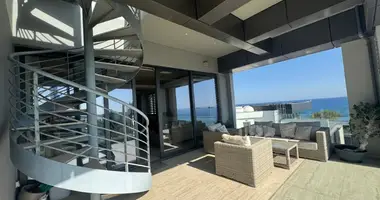 Penthouse 3 bedrooms in Limassol, Cyprus
