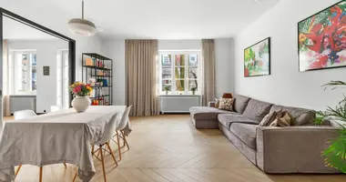 Appartement 3 chambres dans Varsovie, Pologne