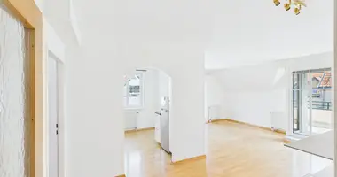 Apartamento 4 habitaciones en Viena, Austria