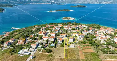 Grundstück in Opcina Lumbarda, Kroatien