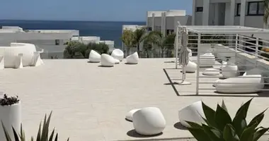 3 bedroom apartment in Manilva, Spain
