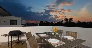 Villa 4 bedrooms in Choeng Thale, Thailand