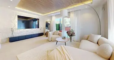 Haus 3 Schlafzimmer in Estepona, Spanien