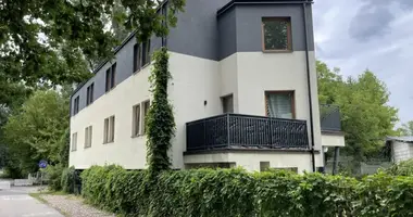 Mieszkanie w Warszawa, Polska