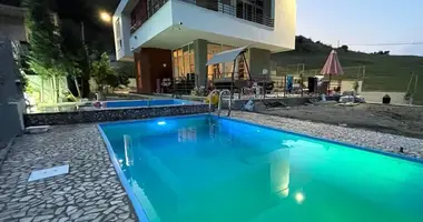 Villa de 4 habitaciones en Farke e Vogel, Albania