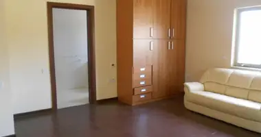 Haus 3 Schlafzimmer in Souni Zanatzia, Zypern