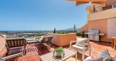 Apartamento 2 habitaciones en San Pedro Alcantara, Španjolska