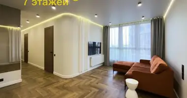 Apartamento 4 habitaciones en Minsk, Belarús