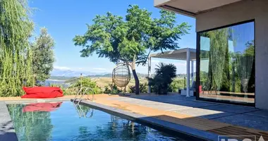 Villa 3 bedrooms in Ishem, Albania
