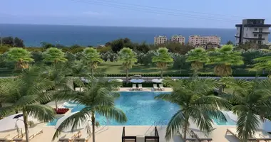 Apartamento 5 habitaciones en Akdeniz, Turquía