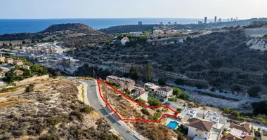 Grundstück in Agios Tychonas, Zypern