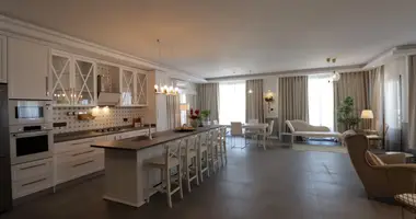 Penthouse 3 chambres dans Trikomo, Chypre du Nord