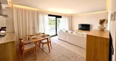 Wohnung 3 Schlafzimmer in San Pedro Alcantara, Spanien