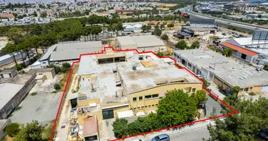 Magazyn 2 850 m² w Strovolos, Cypr