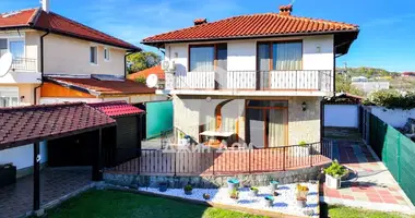 Dom 3 pokoi w Kamenar, Bułgaria