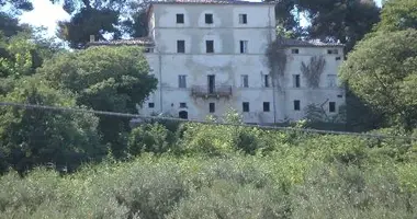 Propiedad comercial 800 m² en Terni, Italia