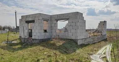Casa en Carnaucycki sielski Saviet, Belarús