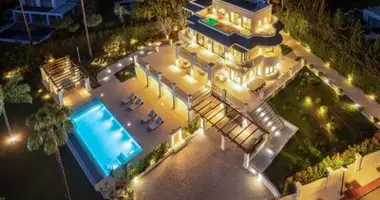 6 bedroom house in San Pedro Alcantara, Spain