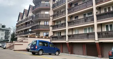 3 bedroom apartment in Zabki, Poland