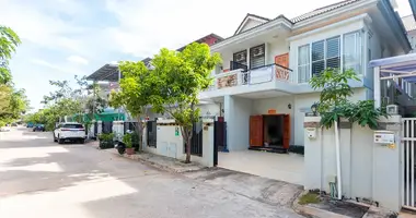 4 bedroom house in Krous, Cambodia