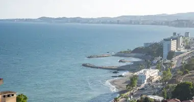2 bedroom apartment in Benalmadena, Spain