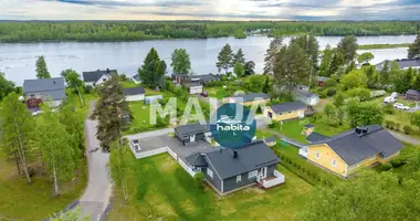 Casa en Haukipudas, Finlandia
