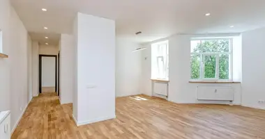 Mieszkanie 3 pokoi w Ryga, Łotwa