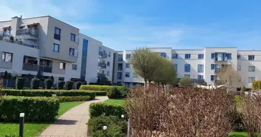 Wohnung 4 zimmer in Warschau, Polen