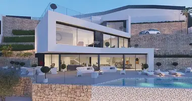 Villa 4 bedrooms in Calp, Spain