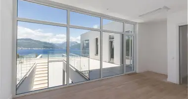 Apartamento en Tivat, Montenegro