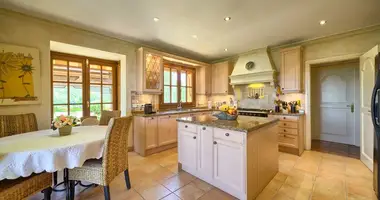 Villa in Benahavis, Spanien