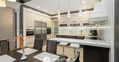 Wohnung 4 zimmer in Minsk, Belarus