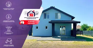 Casa en Krasnadvorski sielski Saviet, Belarús