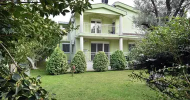 Вилла 1 комната в R 23, Черногория