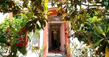 8 room house in Vienna, Austria