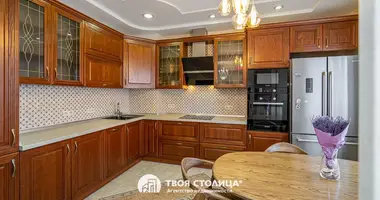 Квартира 3 комнаты в Минск, Беларусь