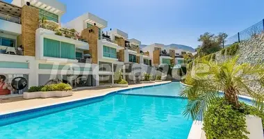 Wohnung 4 zimmer in Girne Belediyesi, Nordzypern