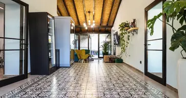 Офис 225 м² в муниципалитет Лимасол, Кипр