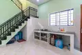 Willa 3 pokoi 98 m² w Krous, Kambodża