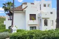 2 bedroom apartment 118 m² Manilva, Spain