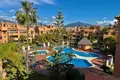 Mieszkanie 4 pokoi 147 m² Estepona, Hiszpania