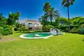 4 bedroom house 350 m² Dos Hermanas, Spain