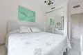4 bedroom apartment 197 m² Estepona, Spain