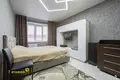 Mieszkanie 2 pokoi 77 m² Mińsk, Białoruś