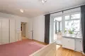 Mieszkanie 3 pokoi 81 m² Poznań, Polska