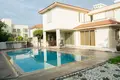Dom 3 pokoi 206 m² Pervolia, Cypr
