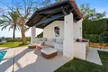 4 bedroom house 248 m² San Pedro Alcantara, Spain