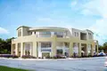 Boutique 136 m² à Dromolaxia Meneou Municipality, Chypre