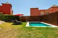 4 bedroom house 250 m² Dos Hermanas, Spain