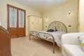 Villa de tres dormitorios 33 000 m² Castel dArio, Italia
